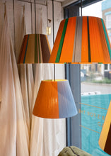 Load image into Gallery viewer, Clementine Medium French Drum