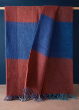 Load image into Gallery viewer, Gotland Check Mauve Throw