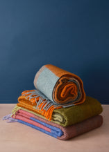 Load image into Gallery viewer, Gotland Check Orange Throw