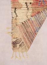 Load image into Gallery viewer, Vintage Boujad Rug HD19