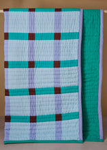 Load image into Gallery viewer, Tento Green Plaid Throw