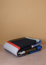 Load image into Gallery viewer, Pavilion Plaid Throw Blue