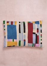 Load image into Gallery viewer, Pattigee Cushion