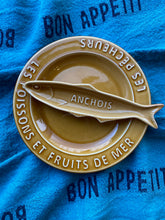 Load image into Gallery viewer, Fishermans Plate Light Brown