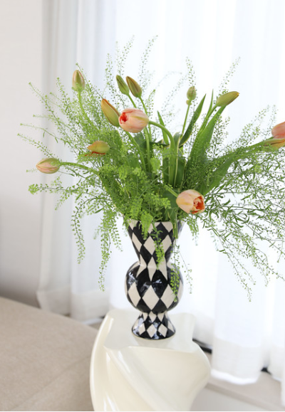 Rhombic Vase Black