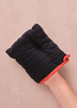Load image into Gallery viewer, Oven Mitt Manon Noir