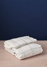 Load image into Gallery viewer, Super King Duvet Set Ivory & Black Check