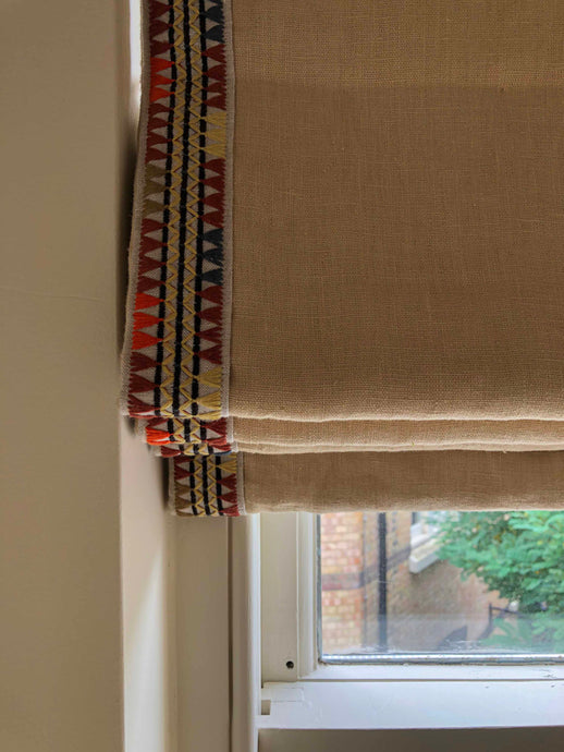 Roman Blind with Trim