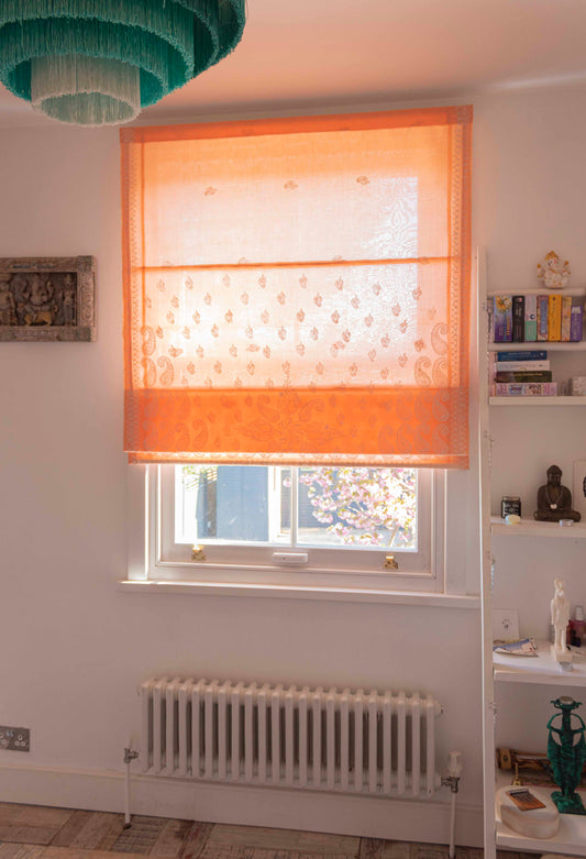 Sari Roman Blind
