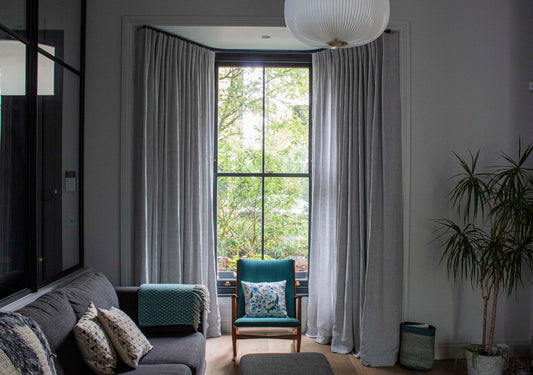 Single Pinched Linen on a Gliderpole