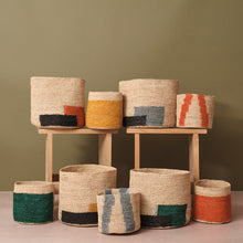 Load image into Gallery viewer, Two Tone Basket Black &amp; Green
