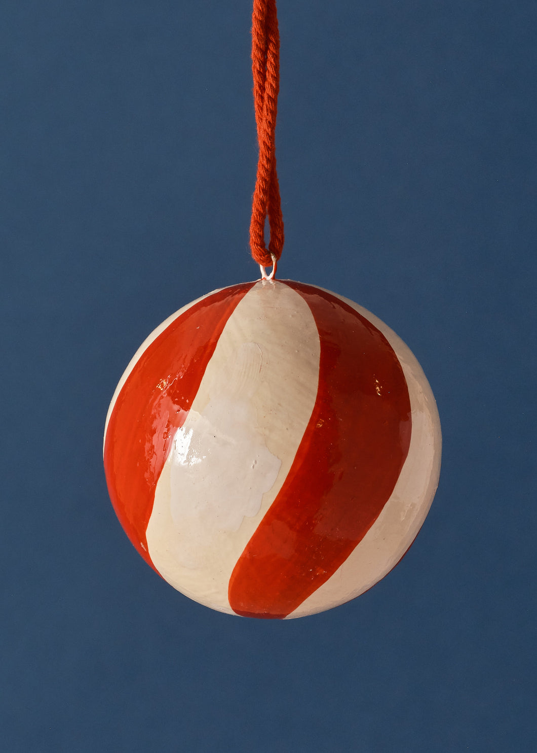 Paper Mache Bauble Swirl Red & White