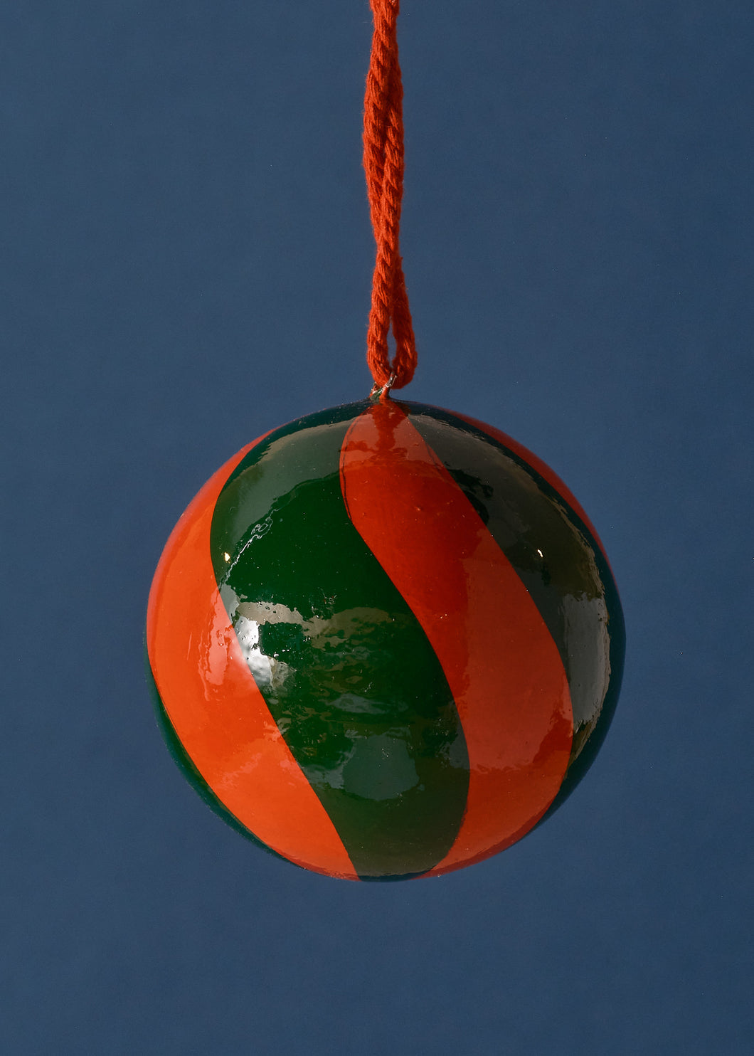 Paper Mache Bauble Swirl Green & Red