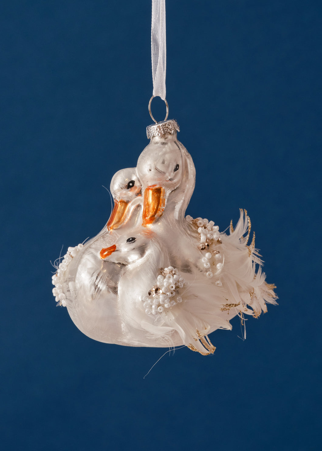 Glass Swan Family Decoration