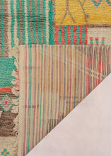 Load image into Gallery viewer, Vintage Boujad Rug HD07
