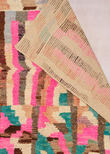 Load image into Gallery viewer, Vintage Boujad Rug HD13
