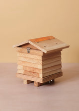 Load image into Gallery viewer, Solitary Bee Hive
