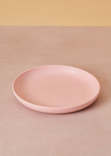 Load image into Gallery viewer, Palourde Plate Pink
