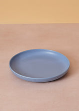 Load image into Gallery viewer, Palourde Plate Blue
