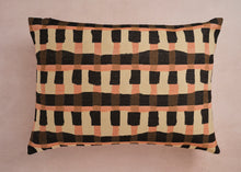 Load image into Gallery viewer, Somma Cushion Noir
