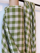 Load image into Gallery viewer, Linen Gingham Green
