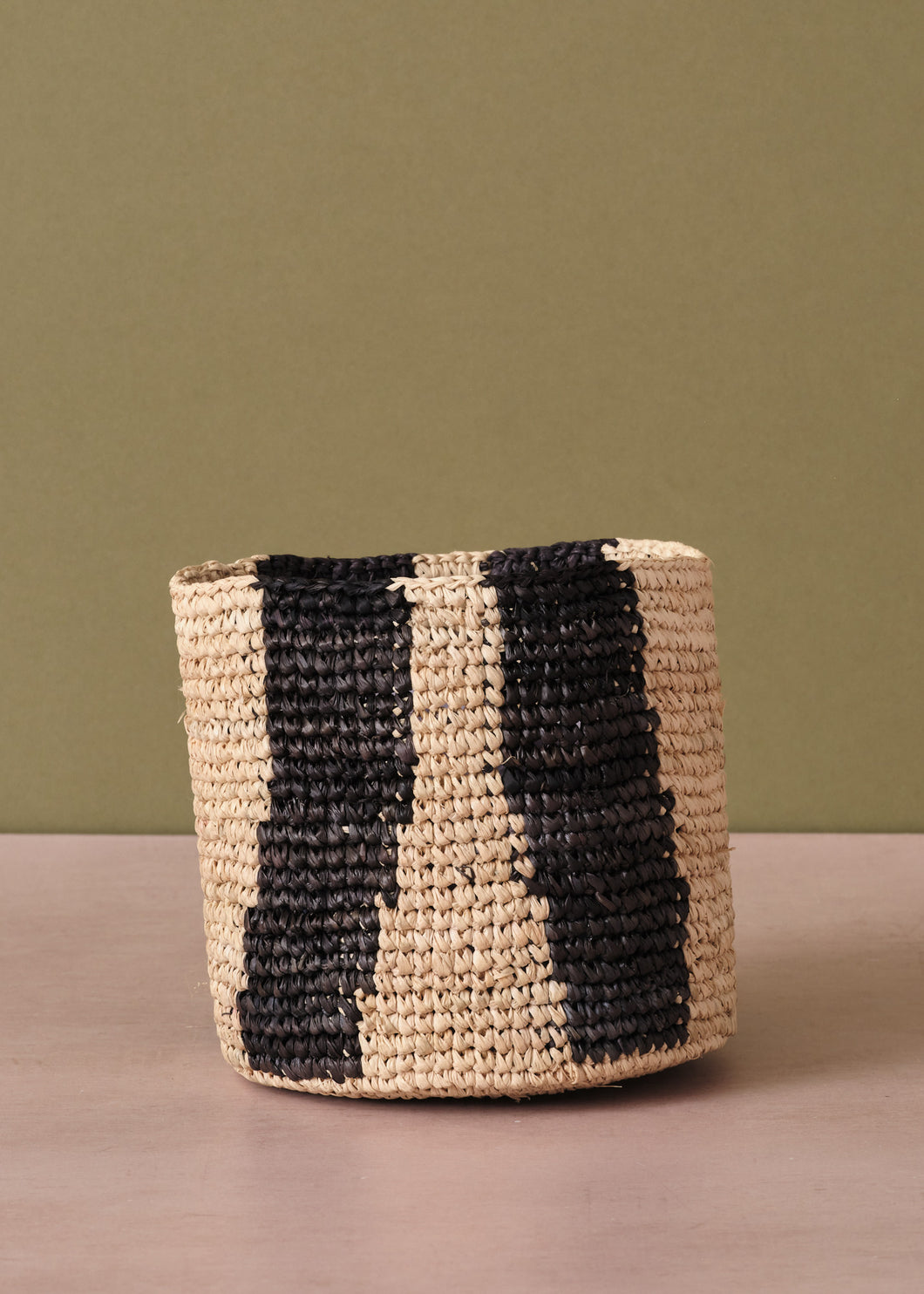 Stripe Basket Small Black