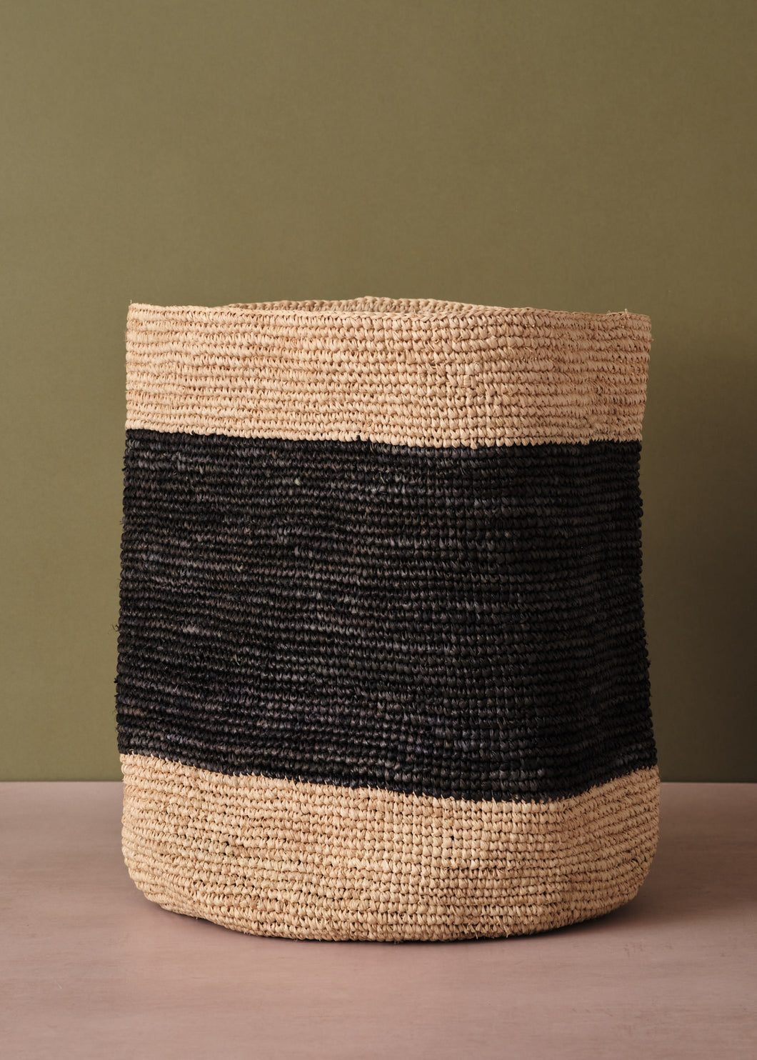 Large Block Basket Black