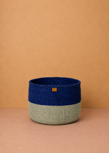 Load image into Gallery viewer, Tiba True Blue &amp; Sapling Basket Medium
