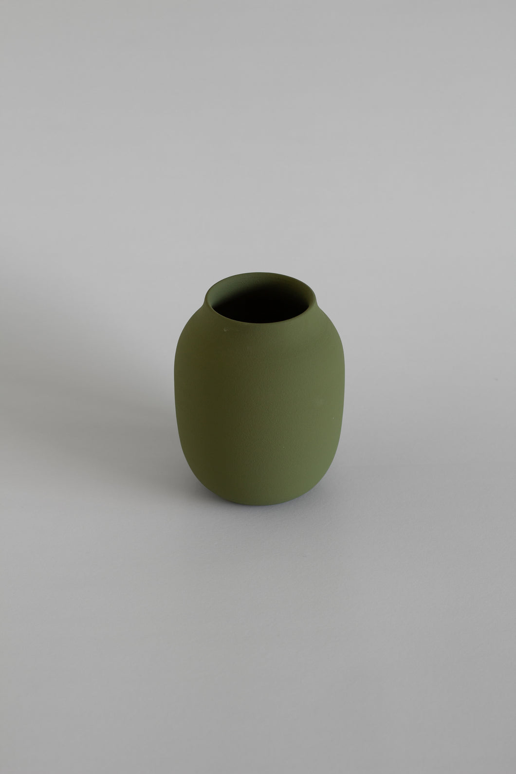 Vase Island 03 Olive Green